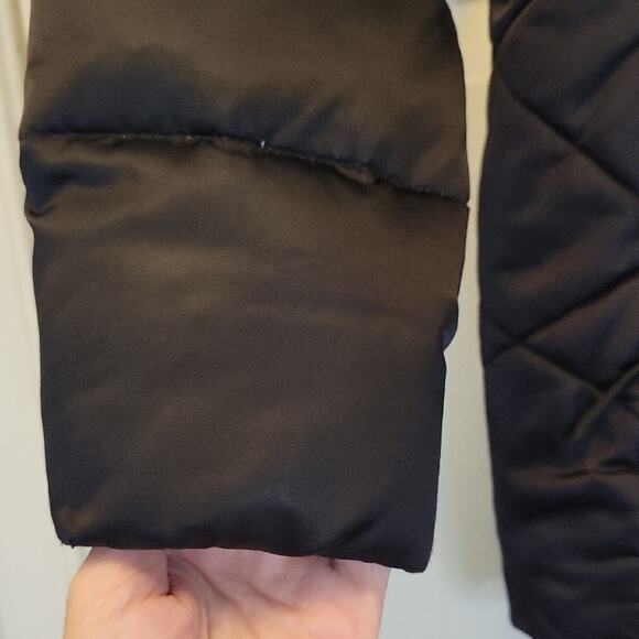 The North Face Women's Black Puffer Jacket Size M - Picture 7 of 14